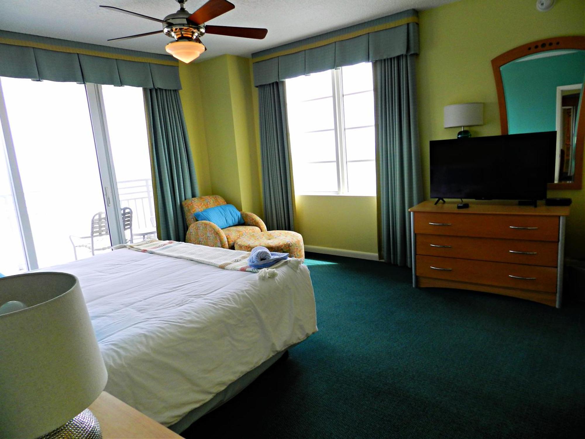 Ocean Walk Resort 2 Bedroom Direct Oceanfront - Highly Desired North Tower Unit 2321 Daytona Beach Exterior photo